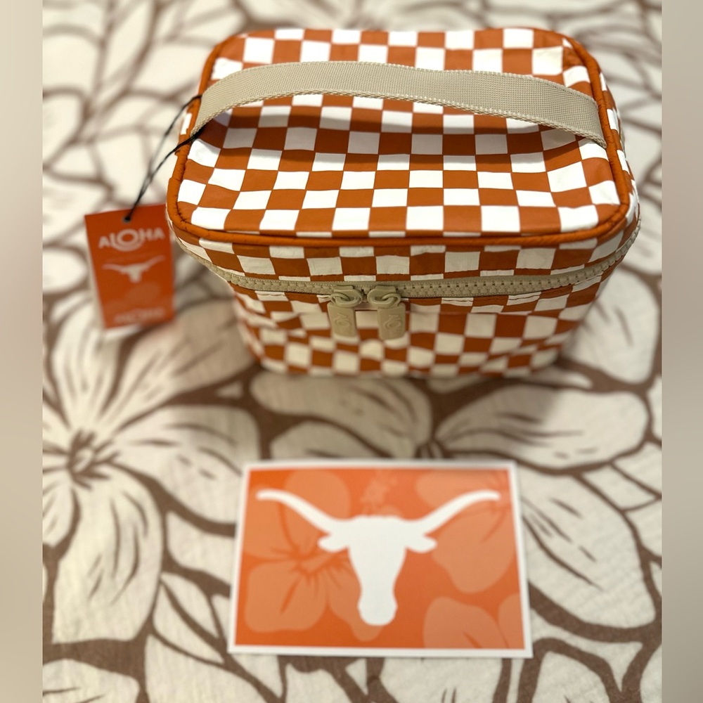 Aloha Collection cabin crew kit